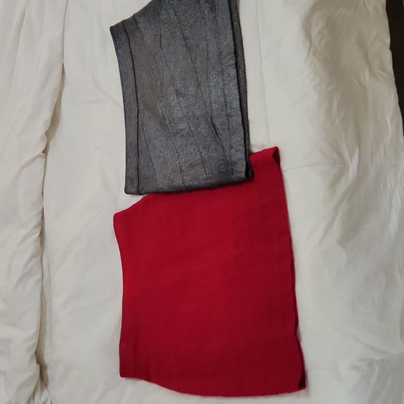 Bundle! EUC Express bodycon skirts Size 8 - Picture 1 of 7